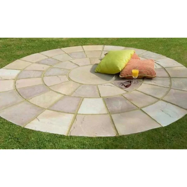 Rippon buff stone paving circle